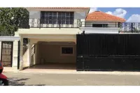 Modern house with a beautiful view Wi-Fi, 4K TV Hotels near Jose Peiwonsky E Hijos Almacen