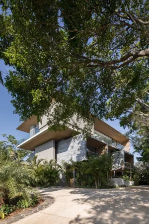 Ultimate in Beachside Luxury