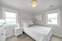 Obx Beach Box!  204 E Albatross St Milepost 10 Hotels near The Fresh Market