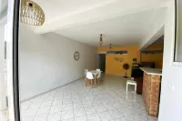 Charming apartment with swimming pool