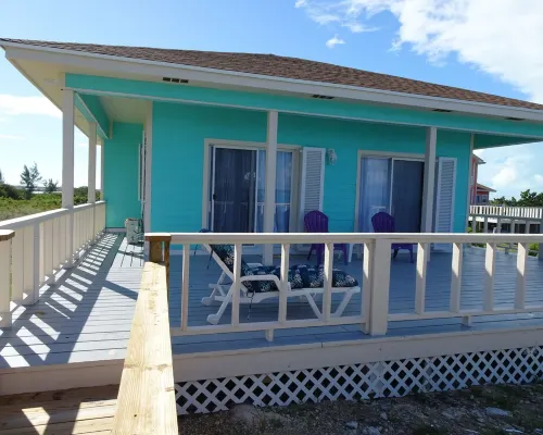Cozy, new, beach cottage with a spectacular ocean view - Point of View Hotels in Rolleville