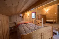 Chalet Haute Savoie quiet jacuzzi wifi near Lake Annecy