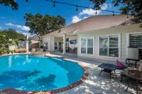 NEWLY REMODELED!! One Story with POOL and Hot Tub - Private Pools