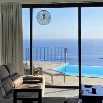 Syso House - Extraordinary ocean view ----- (New Promotions) -----