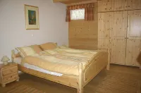 Exclusive vacation apartment with a sauna and fireplace
