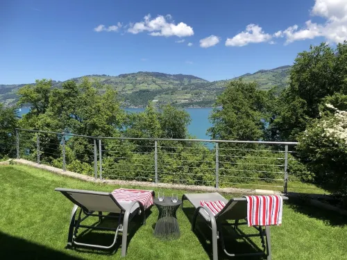 Vacation apartment on Lake Thun - magnificent views of the lake and mountains