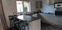 SPACIOUS METHVEN CRASH PAD