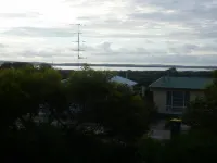 Melaleuca Retreat Marion Bay at the edge of Innes.