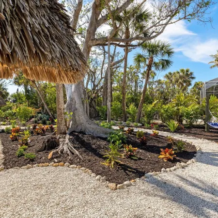 Driftwood Inn