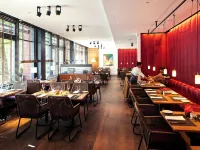 The Madison Hotel Hamburg Hotels near Baumwall underground station