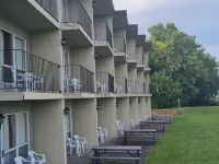 The Inn at Lock Seven Hotels in Thorold