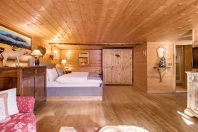 "CHALET dei FIORI" Room & Apartment