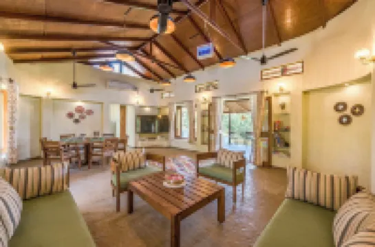 CosmicStays Joshet Farmstay Your Quiet Countryside Mediterranean Escape Hoteles en Talegaon Dabhade