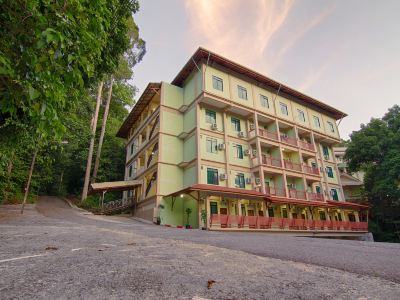 Borneo Tropical Rainforest Resort