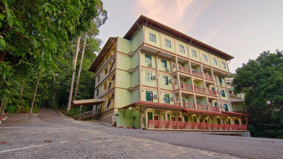 Borneo Tropical Rainforest Resort