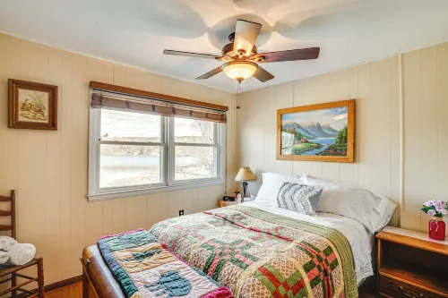 Near Hiking: Lakefront Getaway in Campbellsport! - Alojamientos