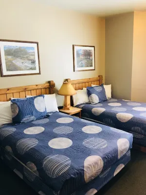 Boulder Creek Inn
