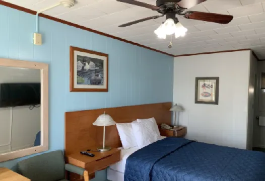 Town & Country Motel Hotel di 