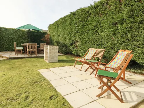 Bay View Hotels in Moelfre