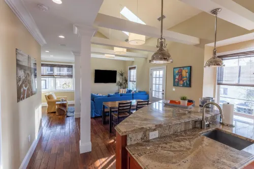 The Newport Lofts - 546 Thames Street - Apartment