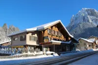 Hotel-Restaurant Alpina - Pet friendly