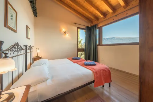 폰도 라 캄파뇰라 가르냐노 호텔