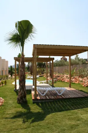 L' Escala Resort Отели рядом с достопримечательностью «Alfolí Museu de L'Escala»