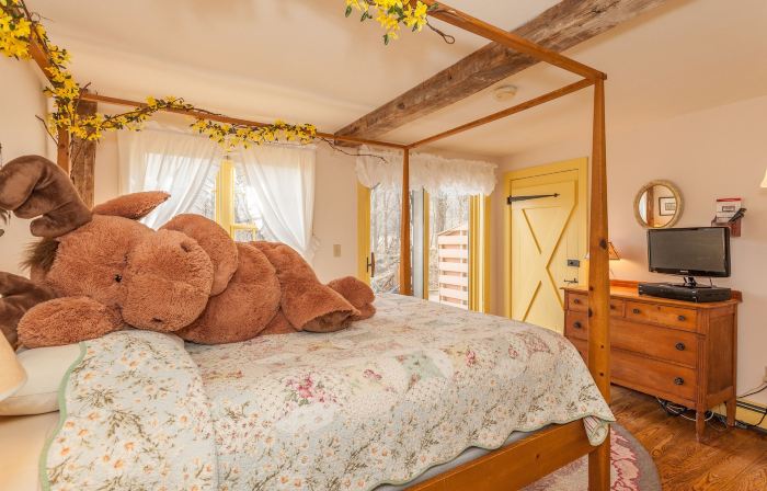 Inn at Buck Hollow Farm