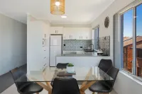 더 팜 아파트먼트