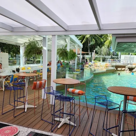 Ocean International Hotel