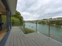 Junket Studio Hotels in Newton and Noss