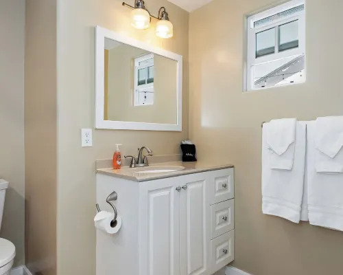 New Haven Inn Rooms Photos