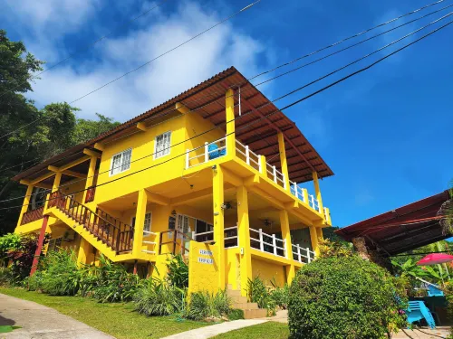 Cerrito Tropical Eco Lodge Hotels in Taboga