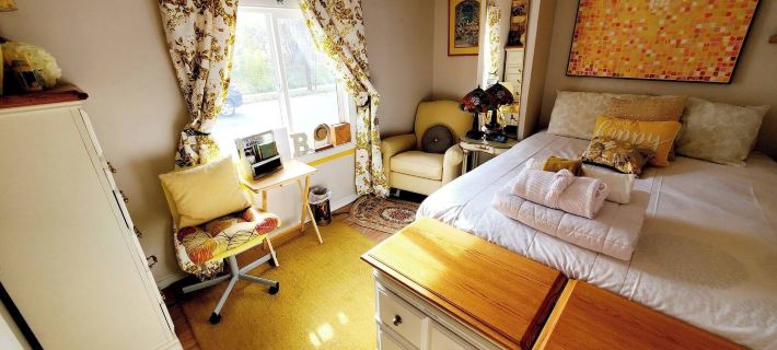 Room-Yellow Room Near Yale Ξενοδοχεία στην πόλη New Haven