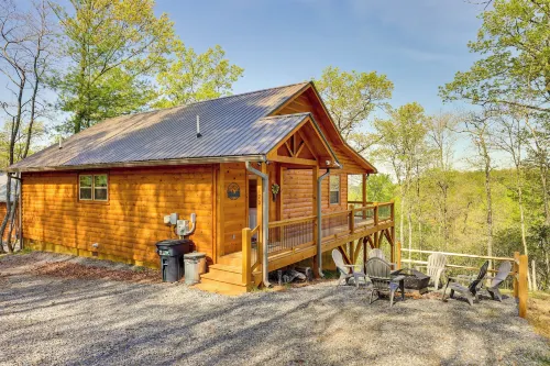 Mountain View & Fire Pit: Updated Murphy Cabin! - Balkoner