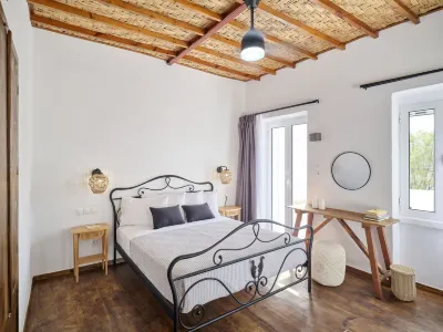 Psathi Beach House Hotels in Kimolos