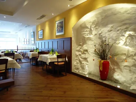 Hotel Gasthof Posthalter Отели в г. Линдберг