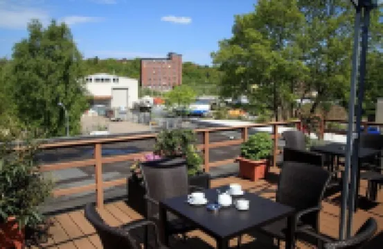 โรงแรมอัม เซเกิลฮาเฟิน