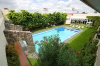 Real de Minas San Luis Potosi - ที่มีสระว่ายน้ำ