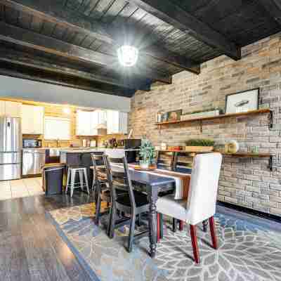 Mtn-View Gem w/ Deck & Hot Tub in Tannersville Rooms