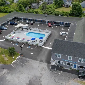 Jonathan Edwards Motel