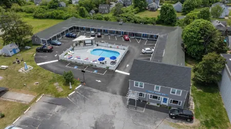 Jonathan Edwards Motel