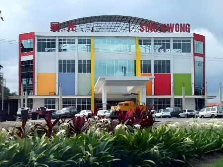 Kawan Hotel Отели рядом с достопримечательностью «Lin's Swan Garden»