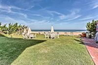 Virginia Beach Studio w/ Balcony + Pool View! - Condos