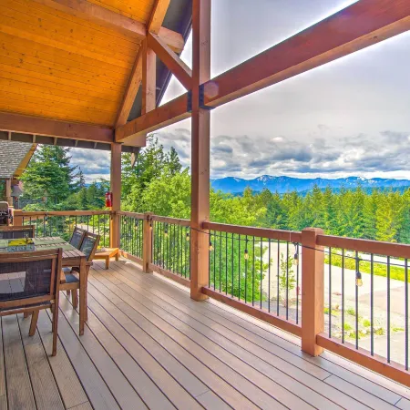 Pool Access: CLE Elum Mtn-View Cabin w/ Game Room
