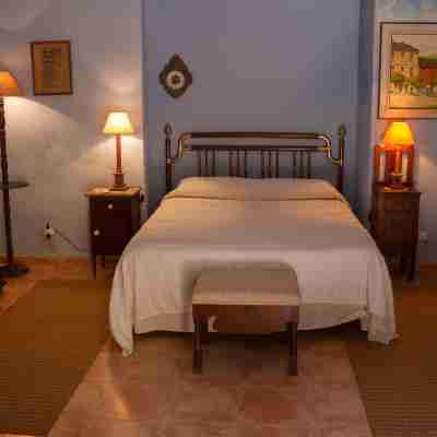 Casa Palacio Conde de Garcinarro Rooms