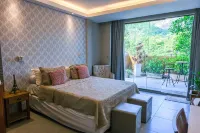 Casanova Residence