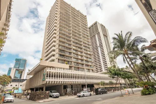Waikiki Place Studios at the Marine Surf Waikiki