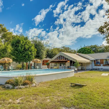 Mount Dora Home: Private Pool, Spa & Tropical Bar!