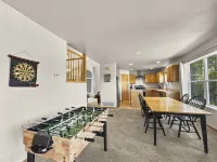 173 Buffalo Drive 3 Bedroom Townhouse by RedAwning - Parking